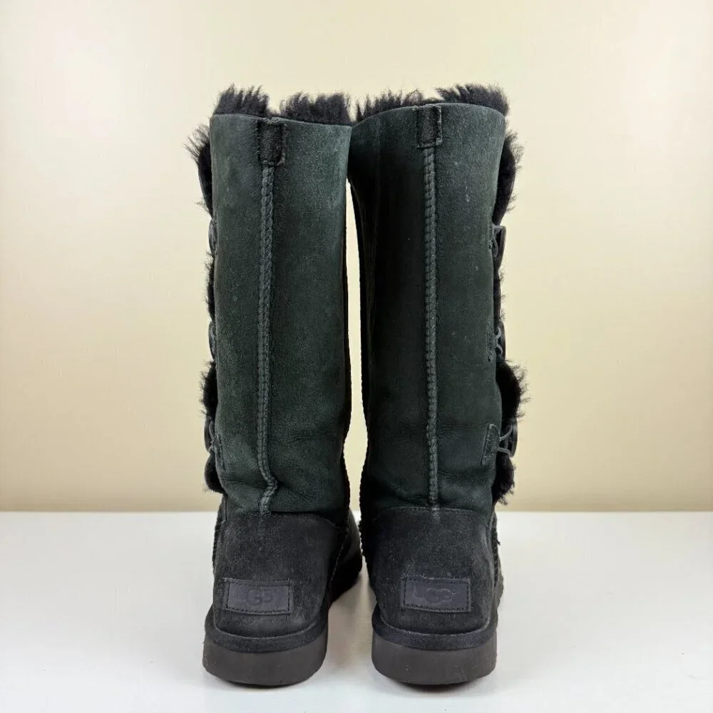 UGG pre owned